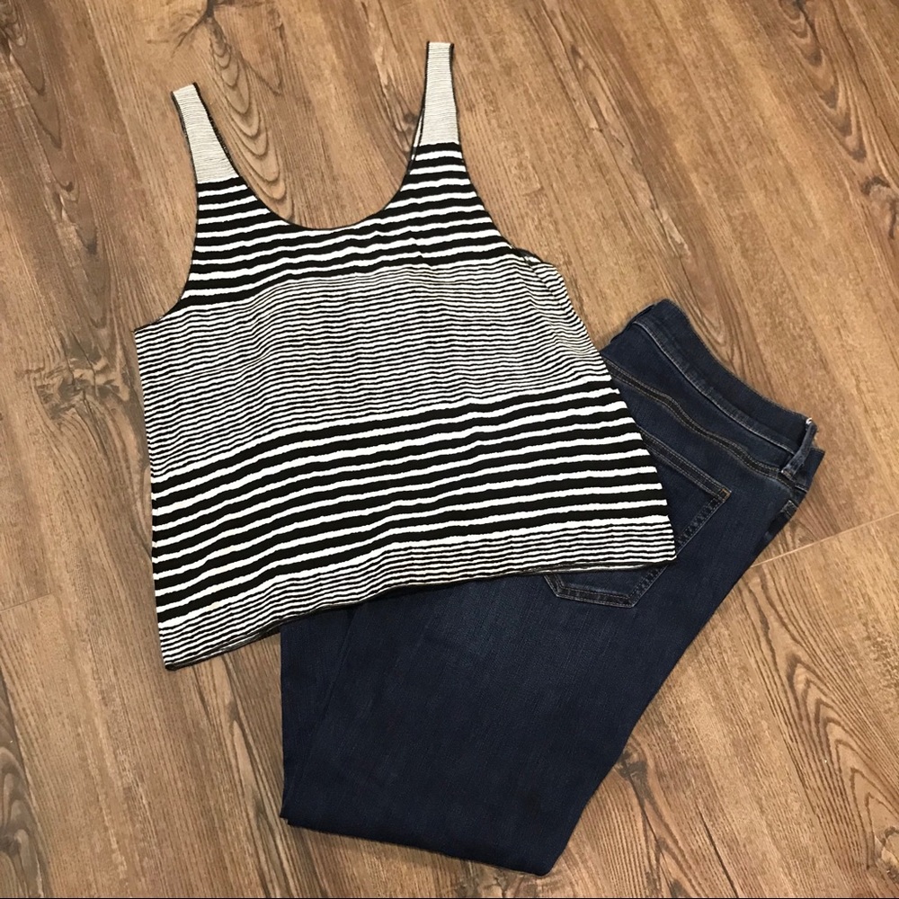AMERICAN EAGLE Black & White Stripe Crop Tank XS